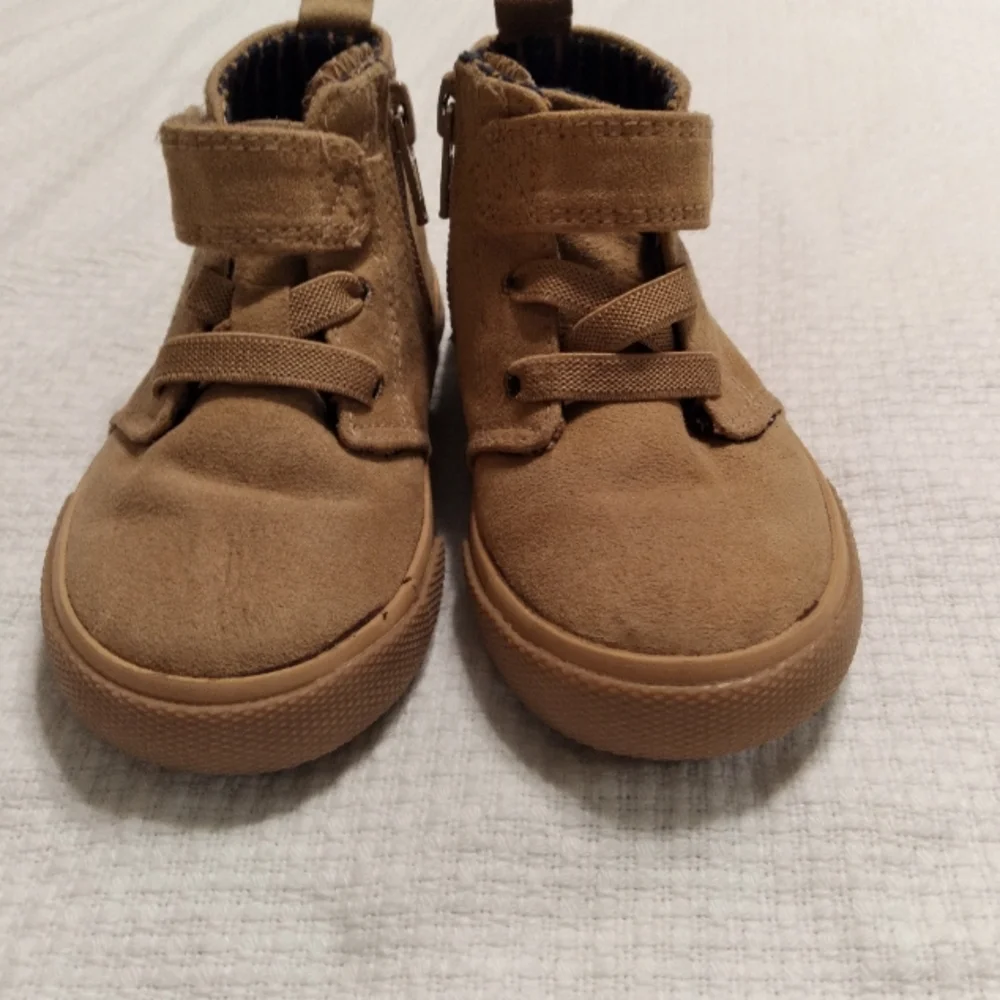 Cat & Jack toddler tan boot